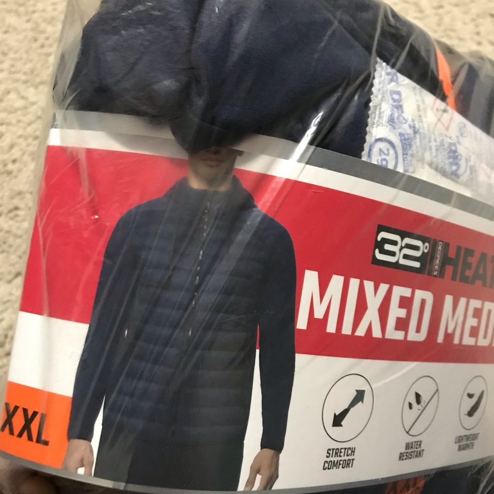 Puffer jacket - Picture 3 of 3